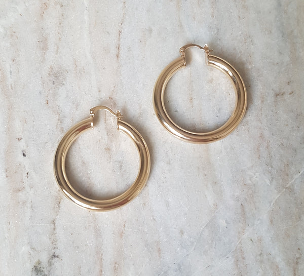 Luna Hoops